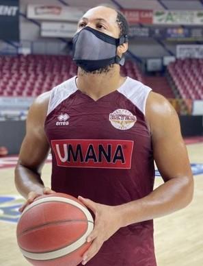 Basket, ecco le mascherine per allenarsi e giocare «Non creano problemi»