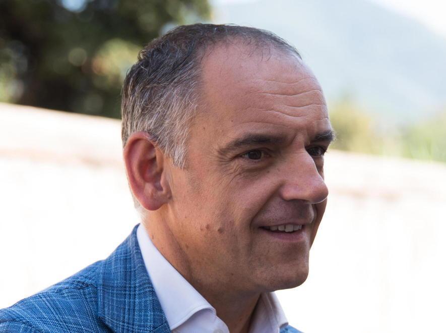 «Fidanzati, parrucchieri e sport: la Regione sia più precisa»