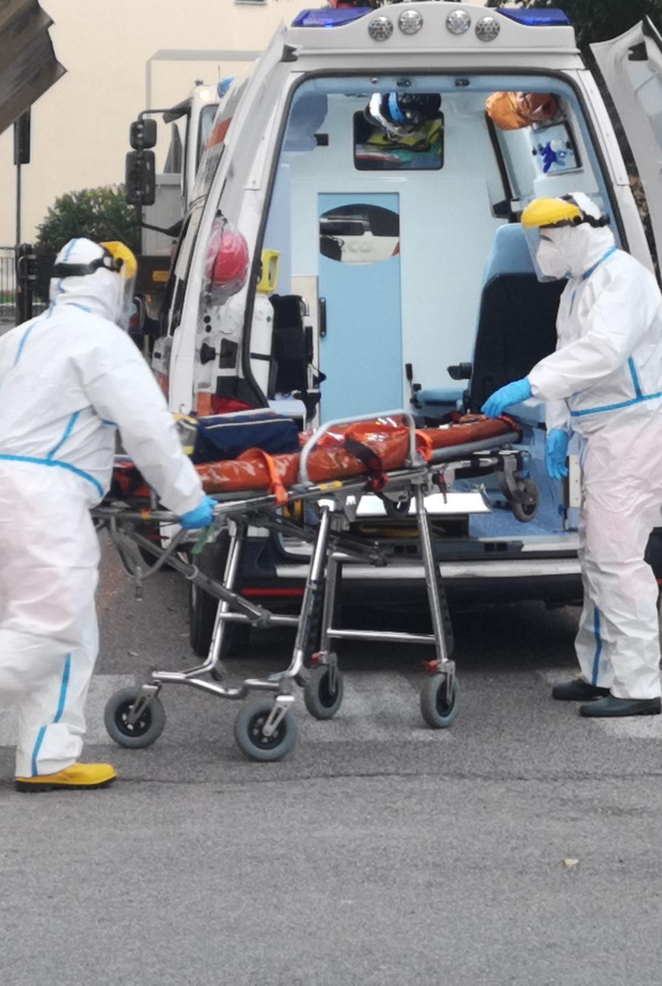 Calano anche i ricoverati nelle strutture sanitarie