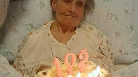 Villanova prova a rialzarsi e festeggia una centenaria 
