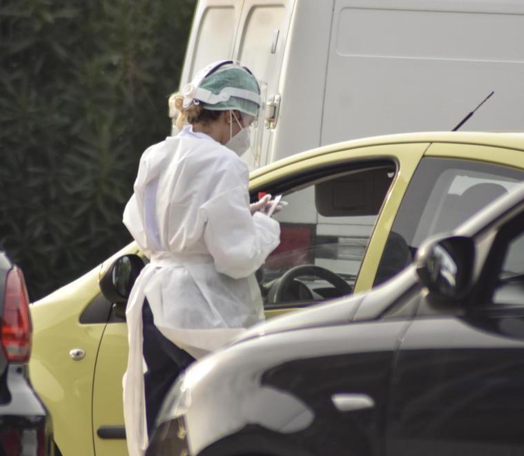 Chiusa scuola a Marciana Marina, ma la curva scende: solo due casi 