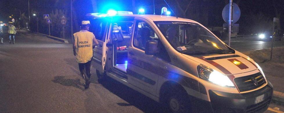 Sei multe dei vigili urbani di Rosignano agli scooteristi indisciplinati 