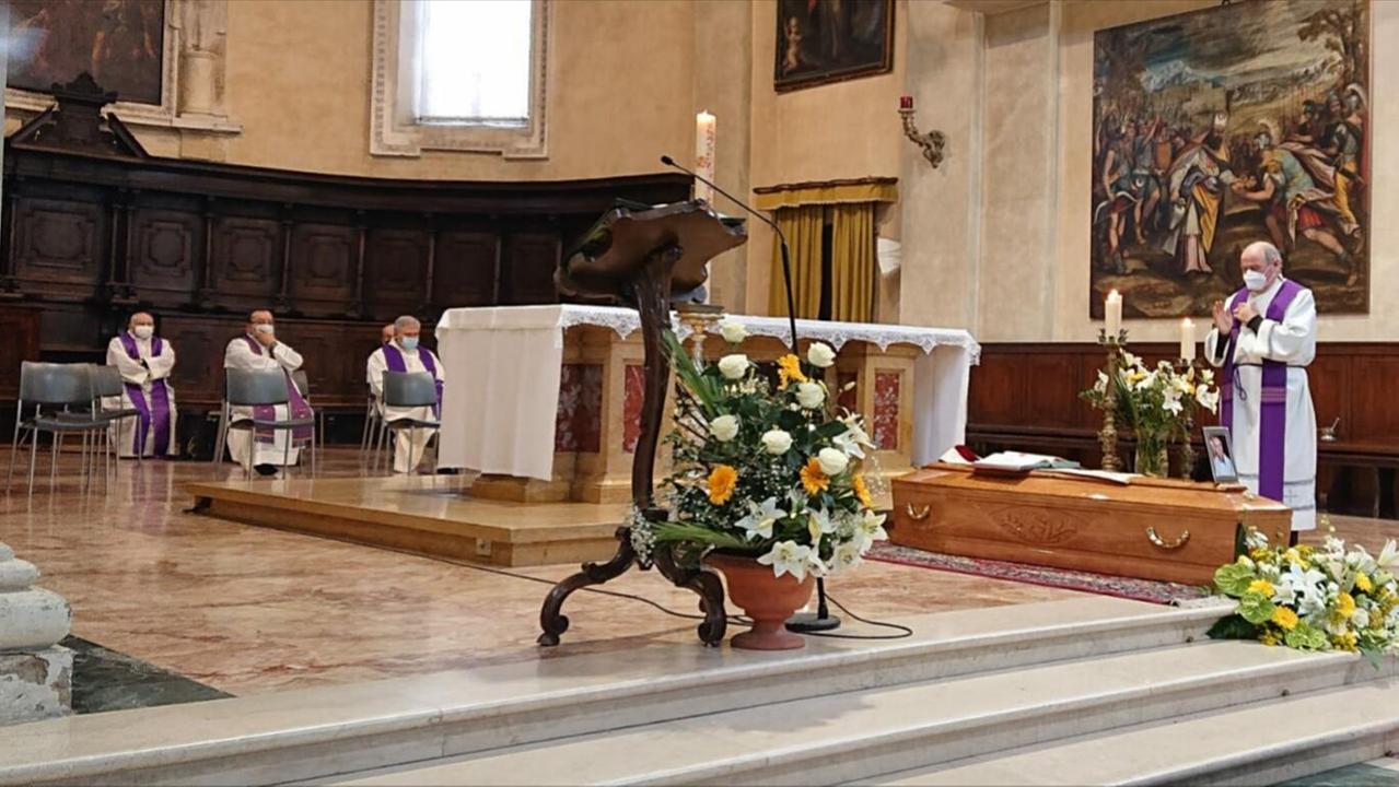 «Don Tino un esempio: prete ricco di talenti che hanno dato frutti»