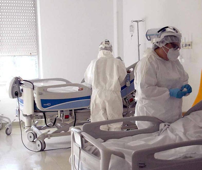 Cure intermedie Covid, attivati 17 nuovi letti. Ma in 24 ore sono stati tutti occupati