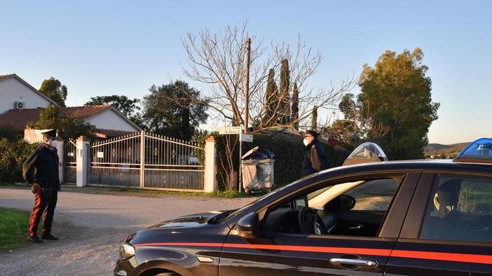 Undici richiedenti asilo positivi Un uomo contagiato al lavoro