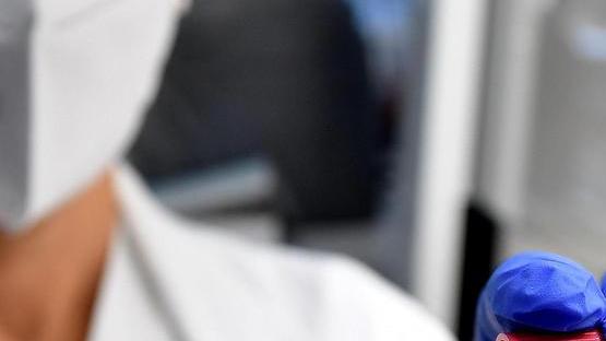 Covid, altre 5 vittime e 204 nuovi casi Un decesso comunicato dopo 19 giorni