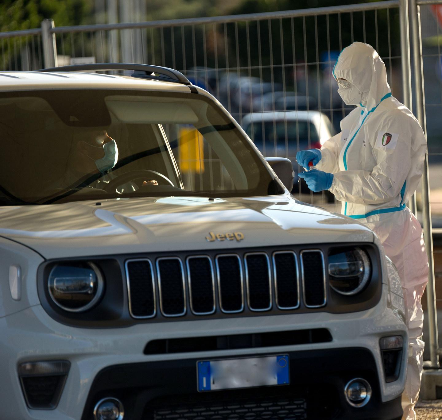 Arriva a Oristano l'Esercito per i tamponi molecolari 