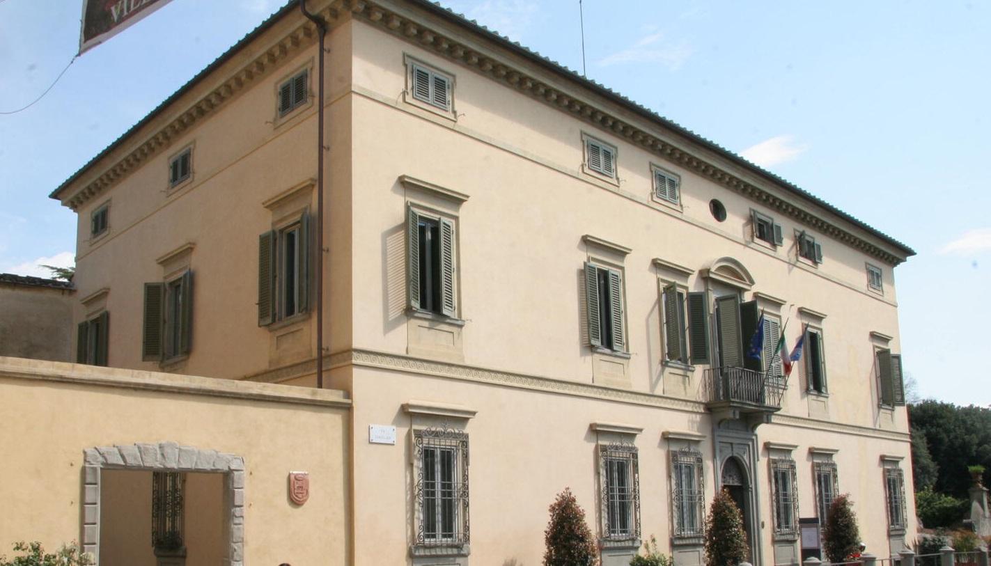 Il palazzo comunale di Poggio a Caiano (foto d'archivio)