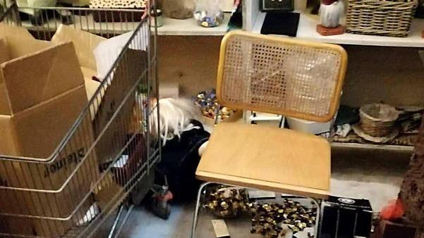 Pontremoli, ladri svuotano la cioccolateria Stainer: bottino e danni per oltre 100mila euro