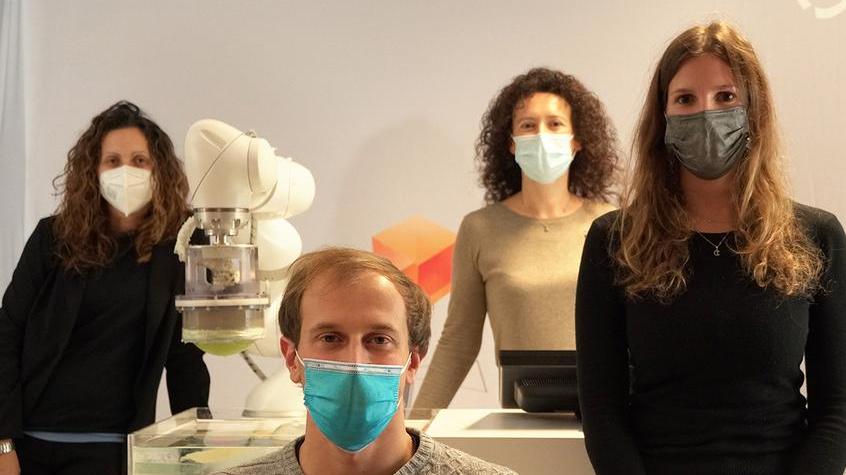 Da sinistra Selene Tognarelli, Andrea Mariani, Arianna Menciassi e Laura Morchi