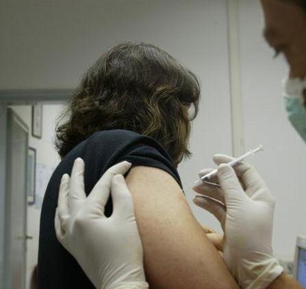 Pochi vaccini antinfluenzali, presentate due mozioni 