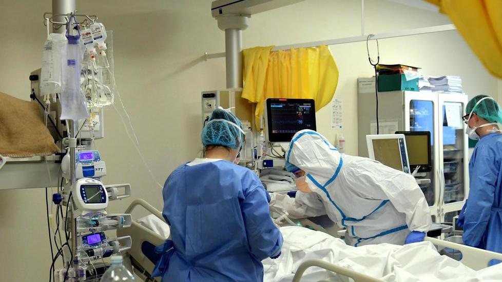A settembre e ottobre 29 decessi in più a Pistoia: mortalità in crescita anche oltre il Covid
