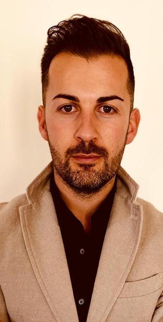 «Noi chiusi e i supermercati vendono scarpe e vestiti» 