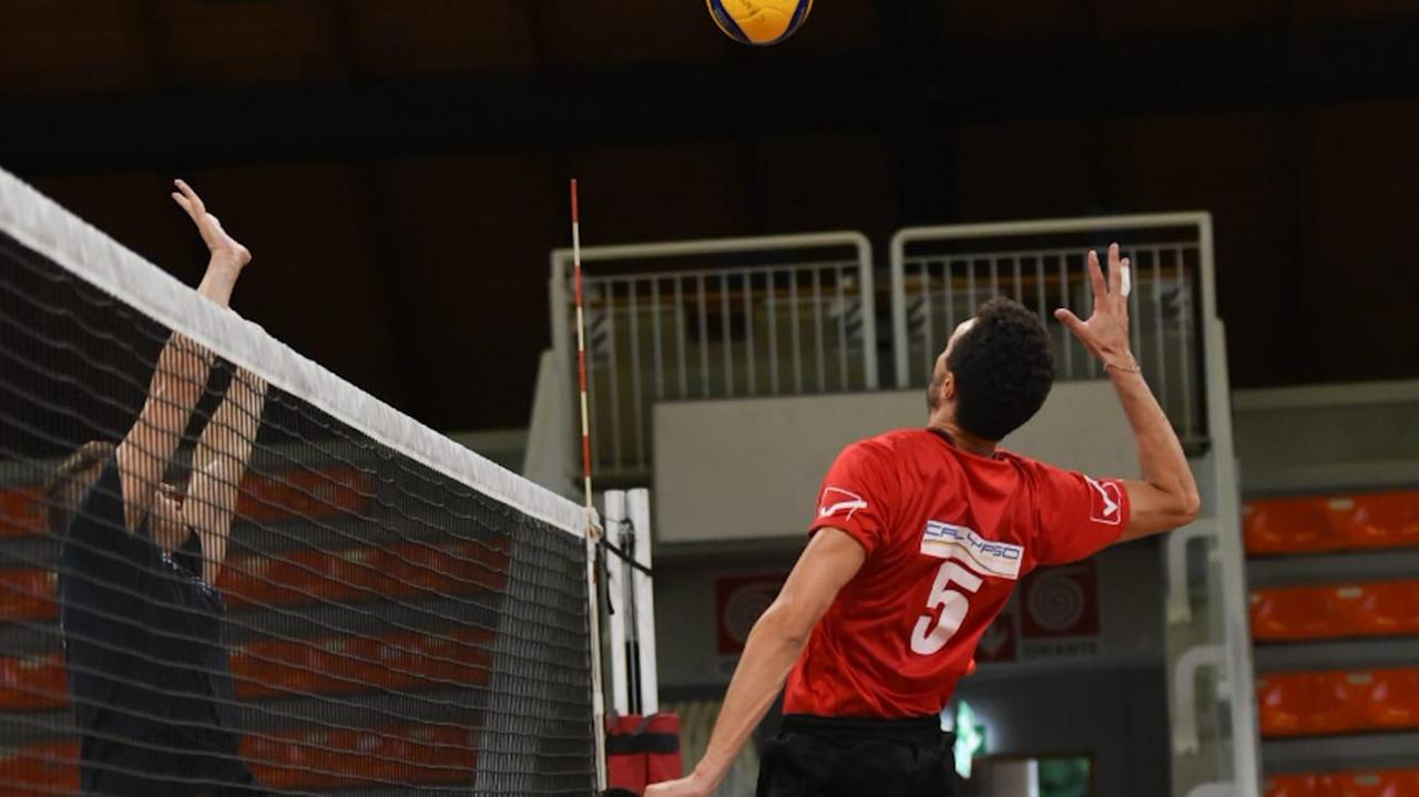Un attacco della Conad nel match contro Cantù