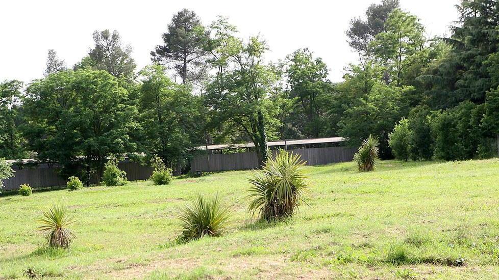 L'ex campo di pratica golf, uno dei beni termali di cui sono state chieste informazioni