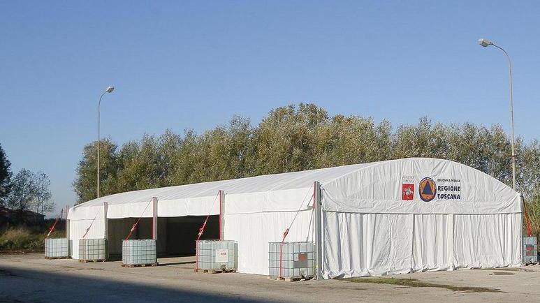Una catena di montaggio da 500 tamponi al giorno