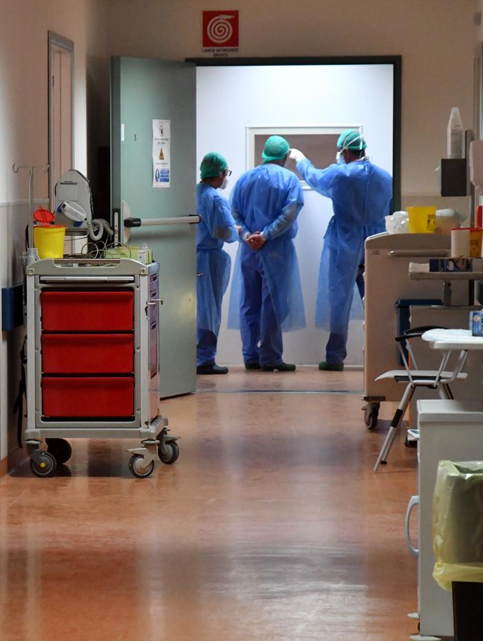 Anziana malata senza assistenza dopo 10 giorni va in ospedale