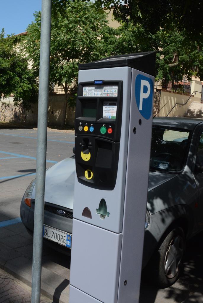 Parcheggi a pagamento, nuova gestione e più incassi