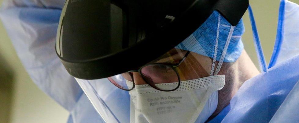 Ospedali modenesi, positivi 222 operatori Ma ora l’Emilia punta al “giallo” 