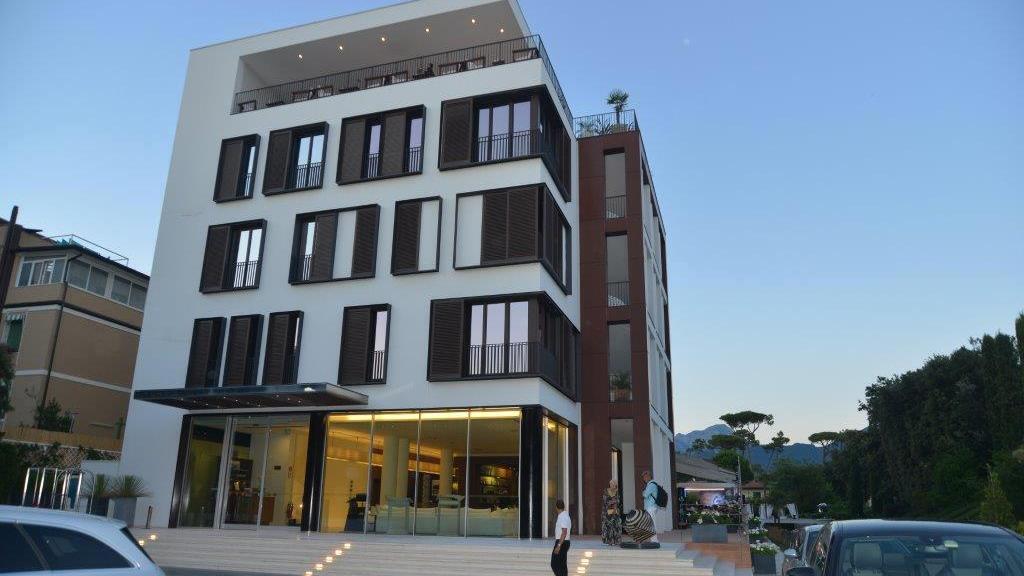 La lite tra gli hotel dei vip finisce (di nuovo) in tribunale