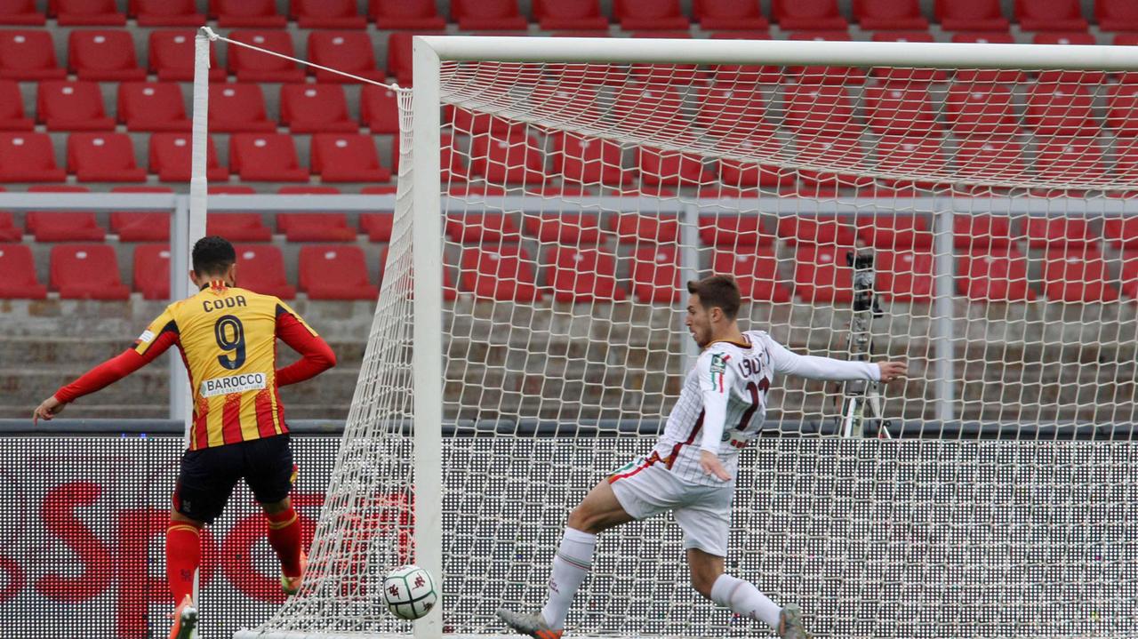 Naufragio Reggiana, il Lecce le rifila sette gol
