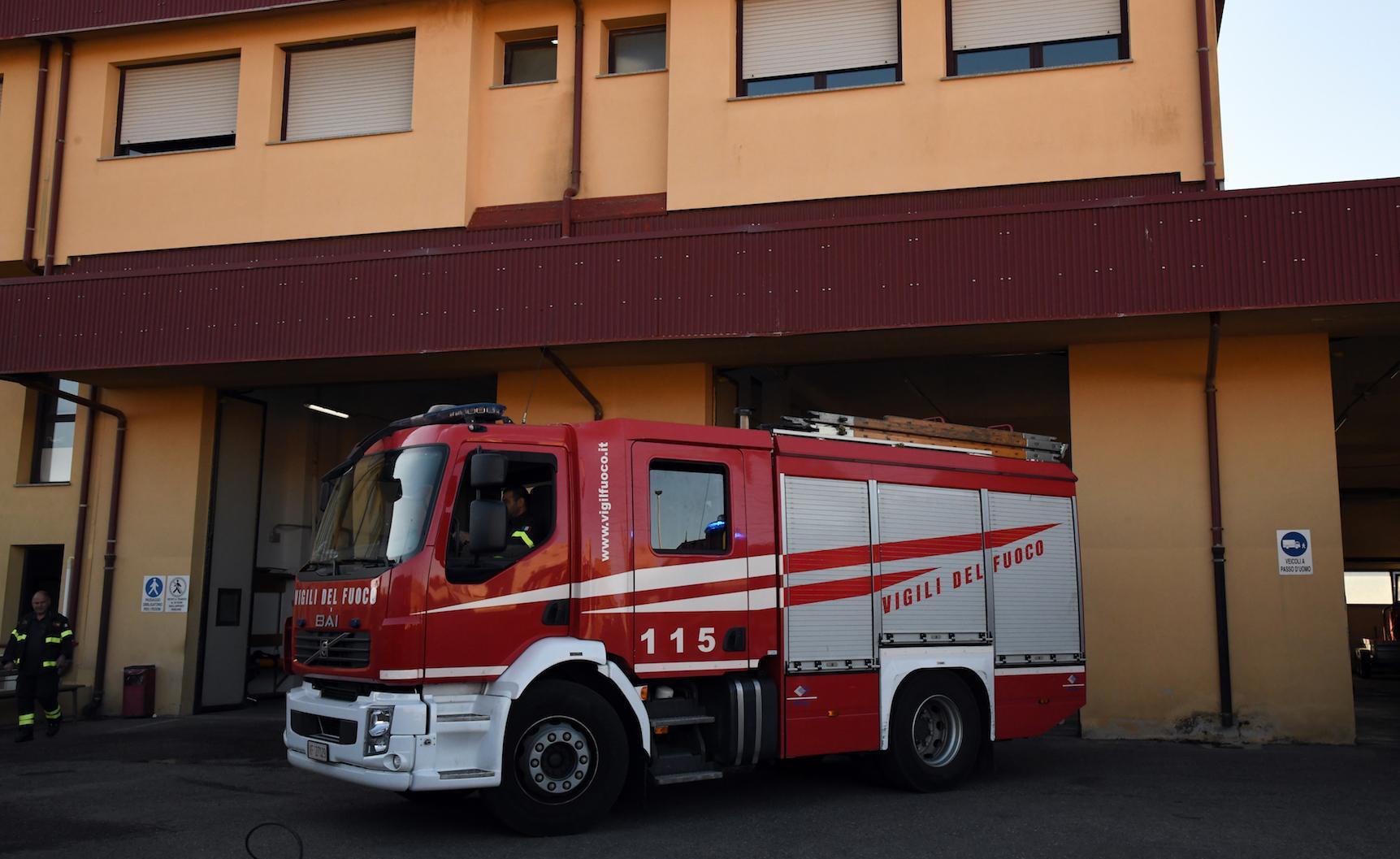 Vento oltre i 100 km orari: decine di interventi dei vigili del fuoco nel Nuorese