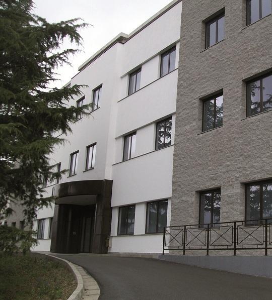 «Crollata la zona filtro per il Covid Con 42 pazienti in servizio in tre» 