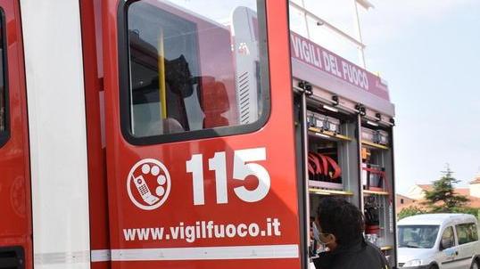 Rami e cornicioni caduti Oltre 20 chiamate al 115
