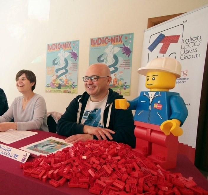 «La sua passione per la Lego regalò divertimento alla città» 