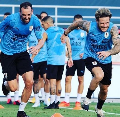 Cagliari a Torino senza Godin e Nandez 