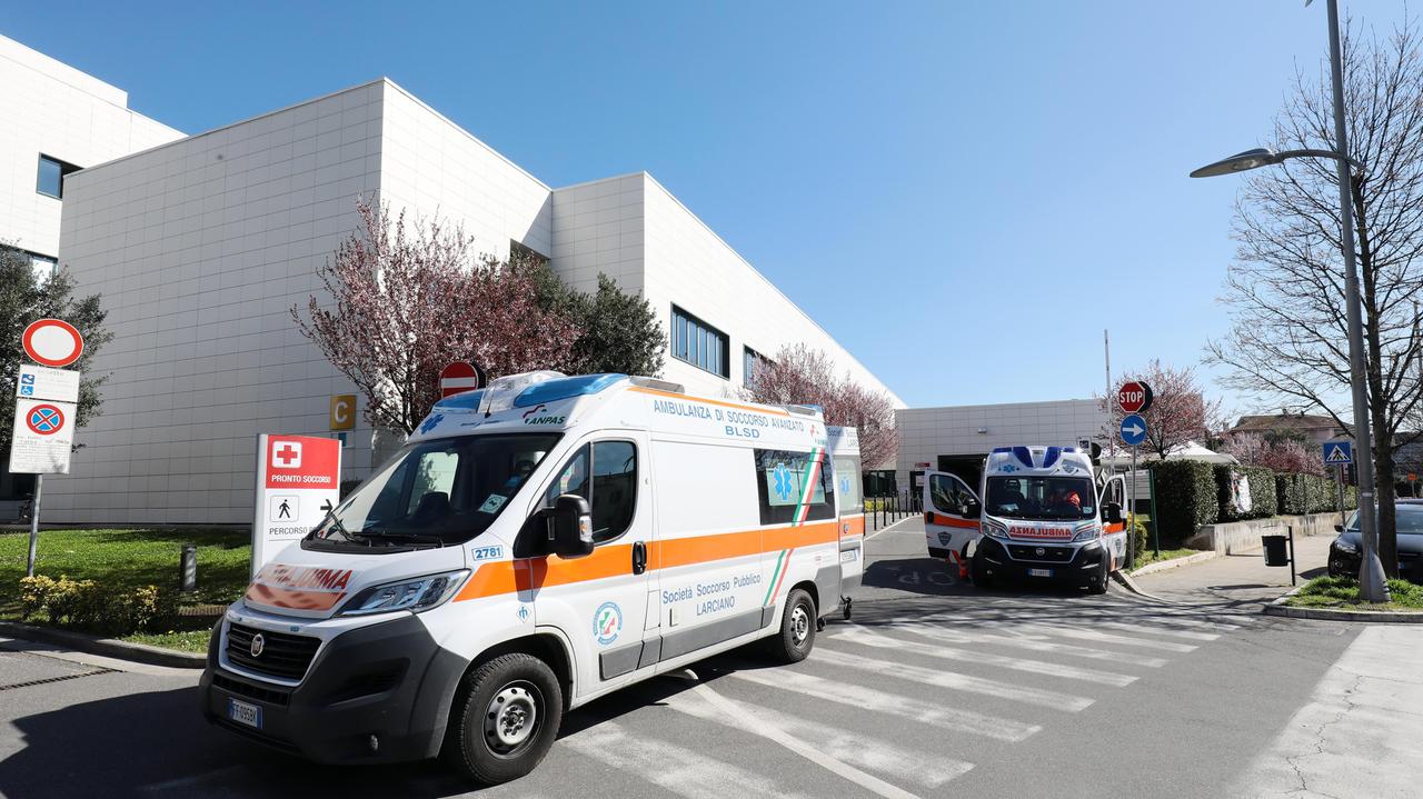 Coronavirus, i casi tornano a salire nell'Empolese Valdelsa: sono 166