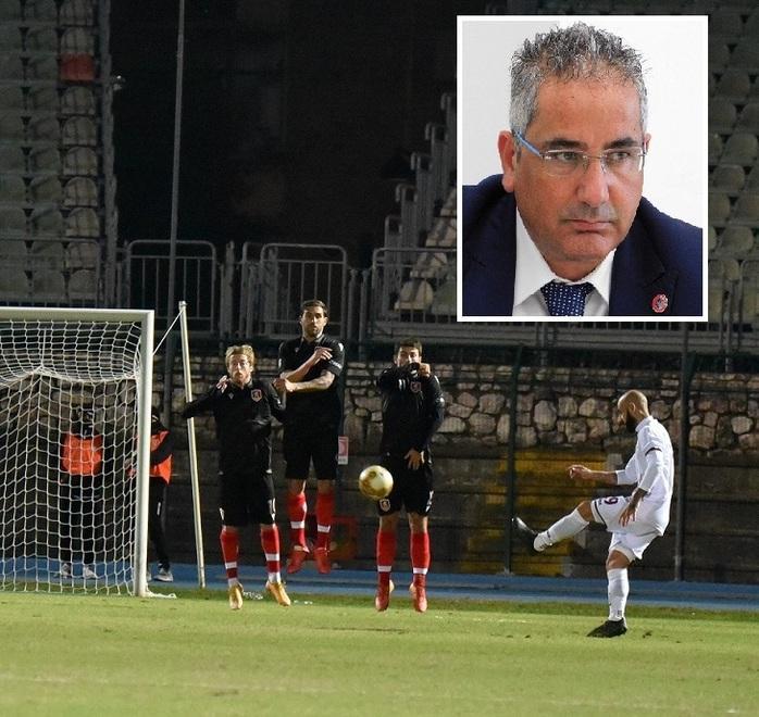 Un positivo, Asl e questura allo stadio: il match ha rischiato di finire come Juve-Napoli 