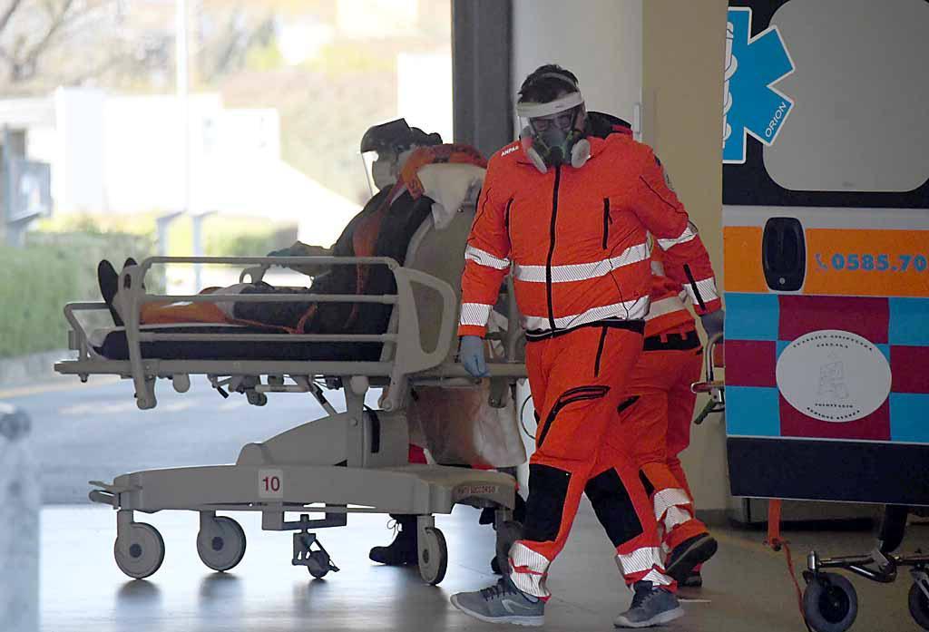 Il Covid fa ancora strage: altri 8 morti in provincia nelle ultime 24 ore