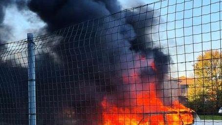 Esplode minivan abbandonato Paura e danni a Montespertoli