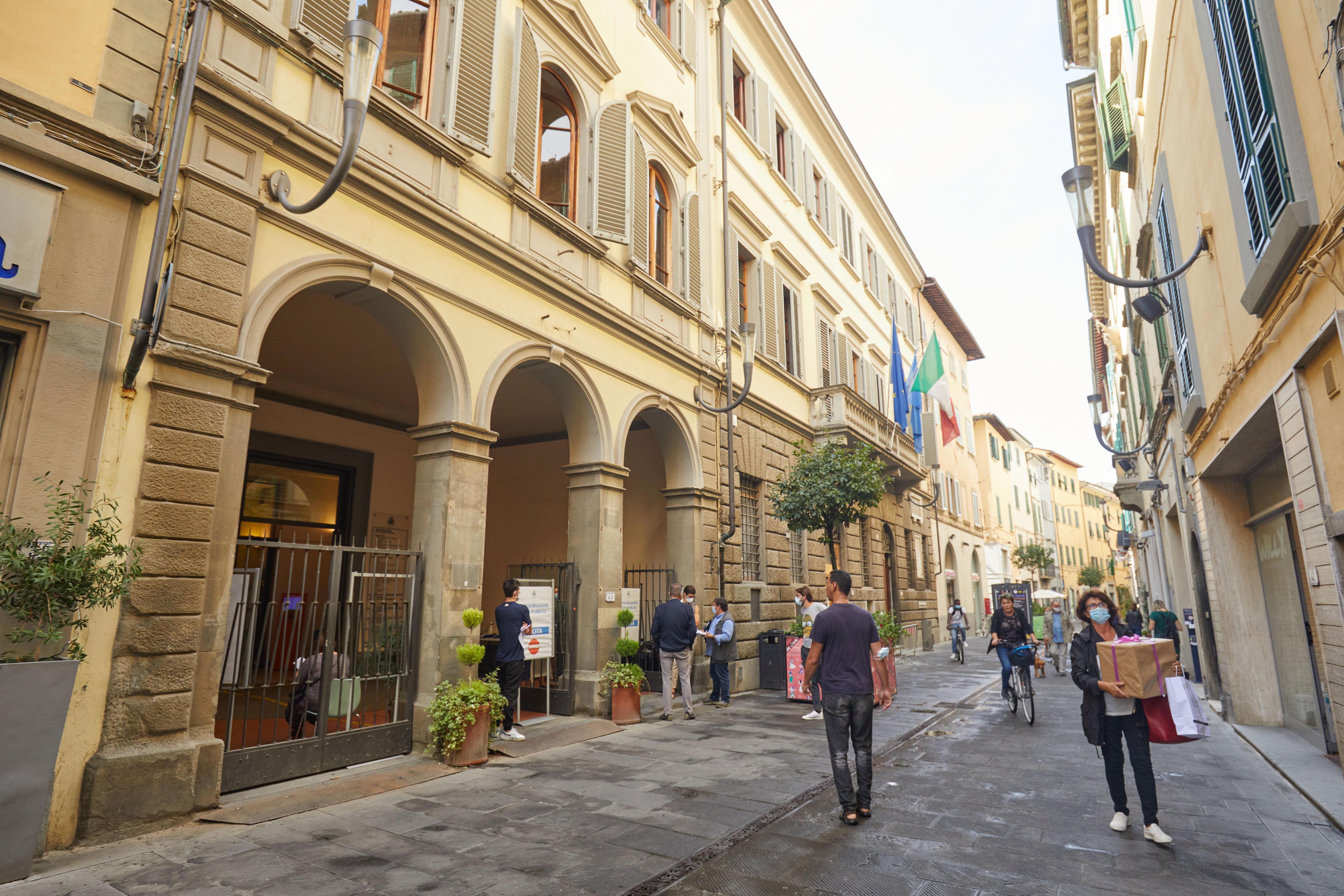 Il palazzo comunale di Empoli (foto Carlo Sestini)