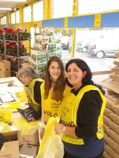 Colletta alimentare, aiuti con una card: «Un piccolo gesto per chi ha bisogno». Ecco i supermercati che aderiscono 