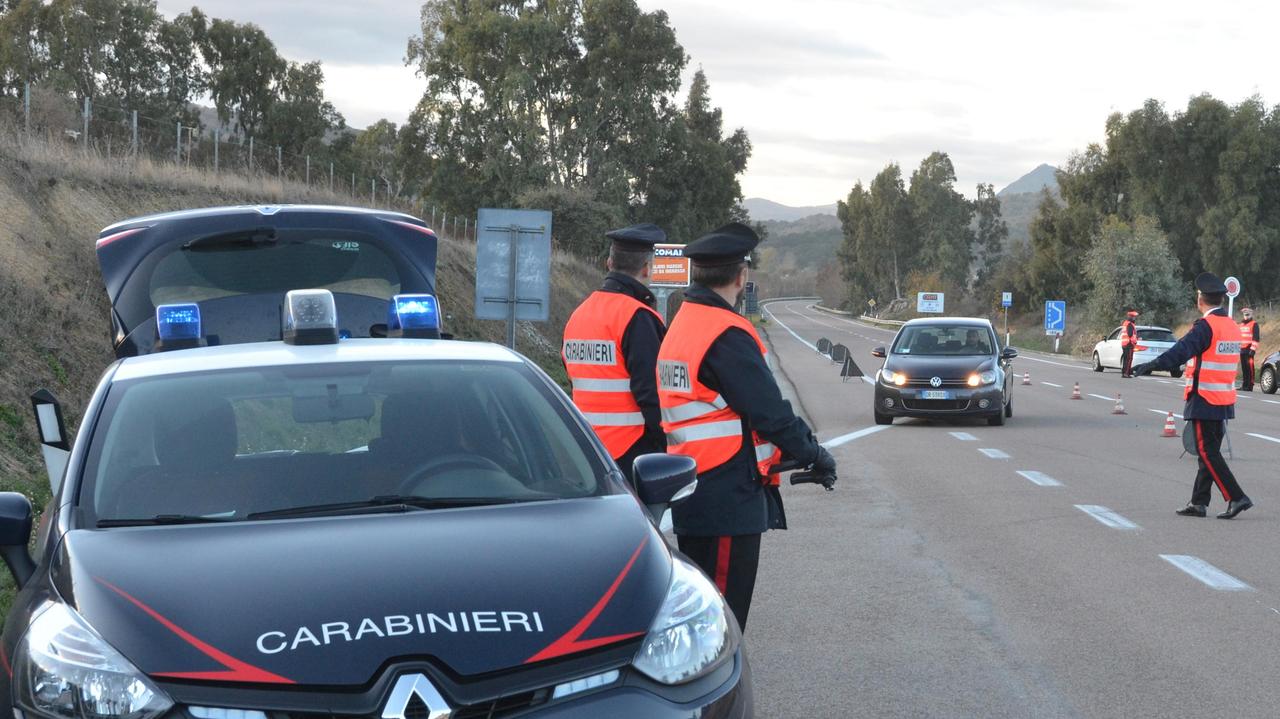 Blitz dei carabinieri sulle tracce di Mesina, perquisizioni nel Sassarese