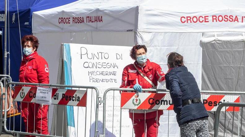 Riparte la distribuzione delle mascherine: ecco dove rivolgersi