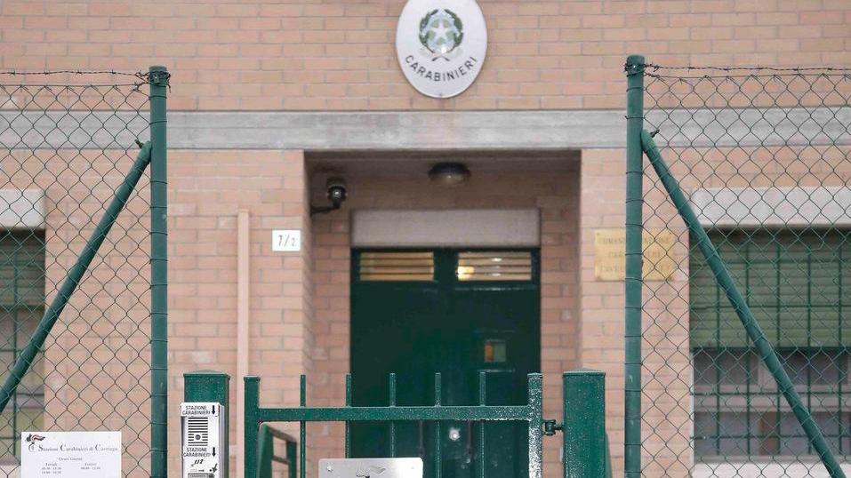 Pugnale e baionetta non sono dichiarati Padre e figlio nei guai