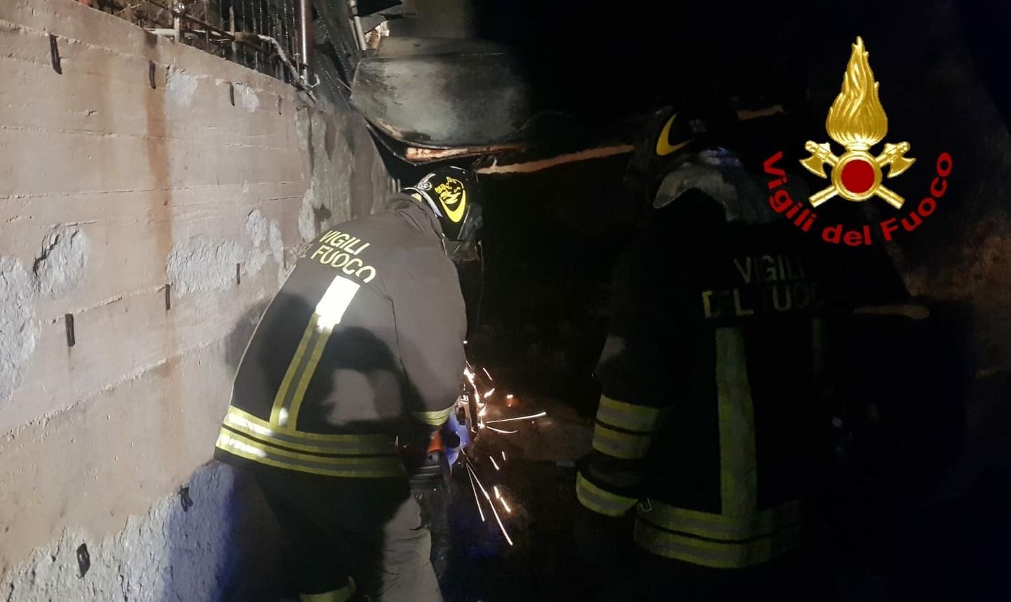 La Maddalena, a fuoco una cella frigo fuori dal Dettori market