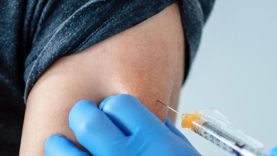 Covid, si delinea il piano vaccinale