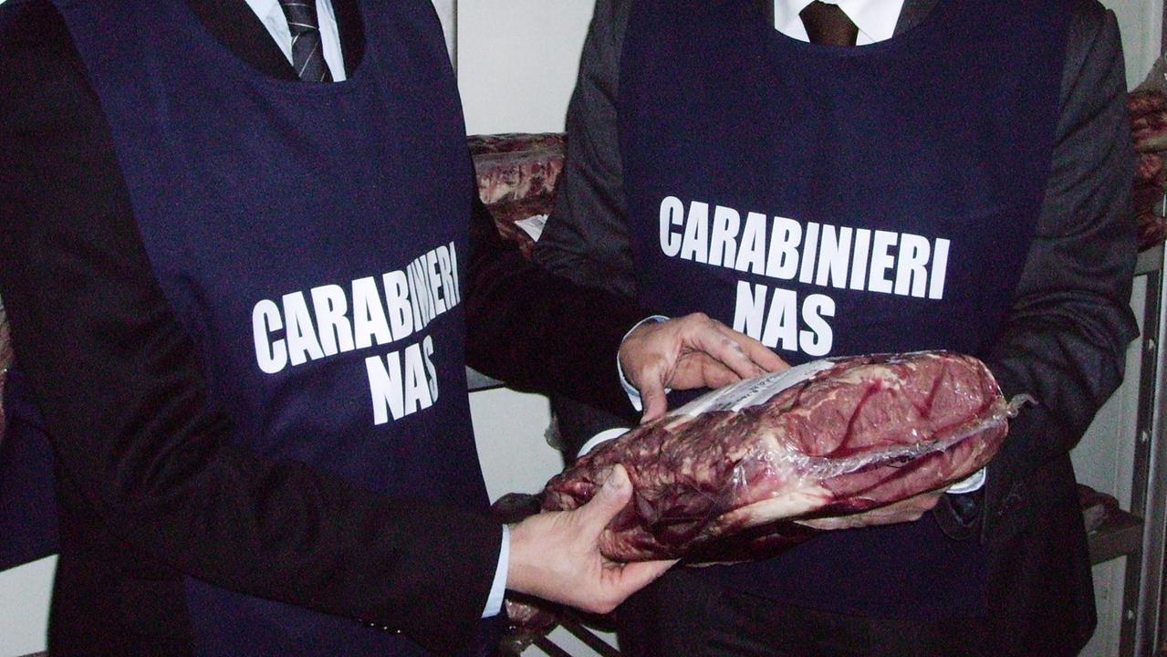 Sinnai, commerciante di carni denunciato per frode dai carabinieri
