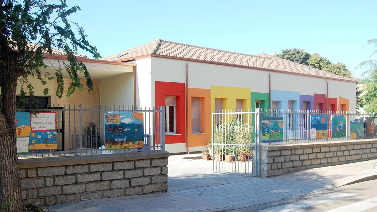 Covid, 11 positivi a scuola: elementari di Santa Teresa chiuse