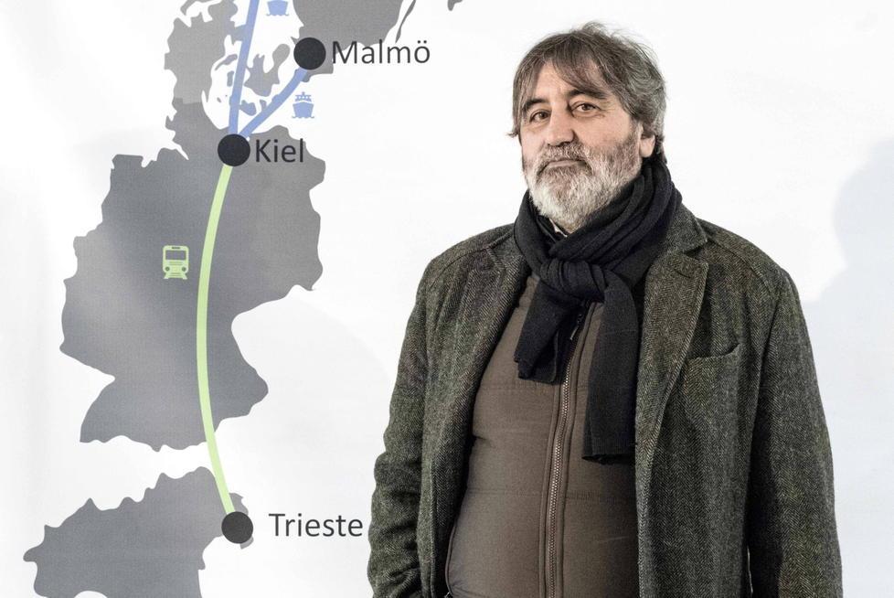 Il nuovo presidente dell'Autorità portuale: "Porterò nuovi traffici a Marina di Carrara" 
