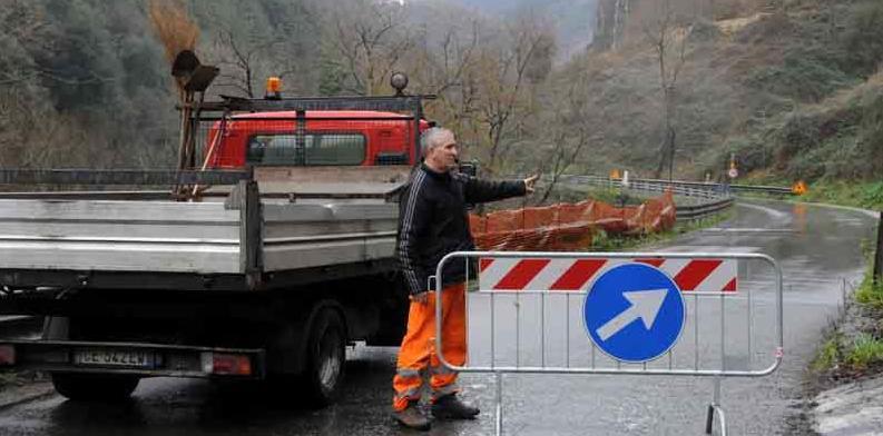 Lavori anti- frane per 500mila euro in via Bassa Tambura 