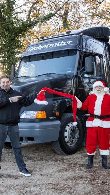 Il Covid ha cambiato anche Babbo Natale Quest’anno arriverà a bordo di un camion 