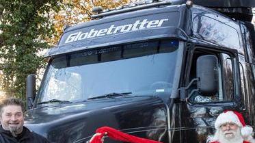 Il Covid ha cambiato anche Babbo Natale Quest’anno arriverà a bordo di un camion