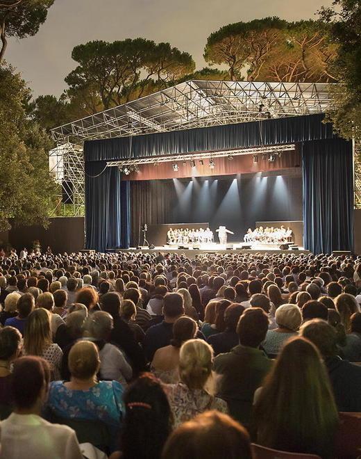Bando da 800mila euro per gli eventi culturali «Ma bisogna fare rete» 
