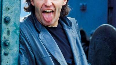 Vasco e i quarant’anni di “Colpa d’Alfredo”: il nuovo cofanetto celebra la svolta rock