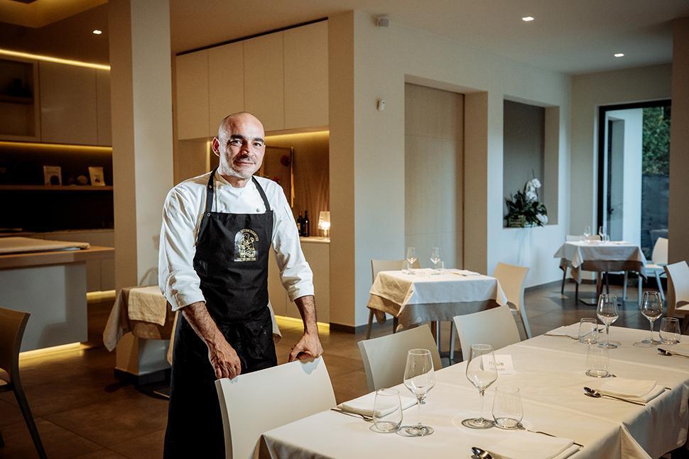 Lo chef Leonardo Marongiu del ristorante Hub di Macomer, uno dei premiati dal Gambero rosso